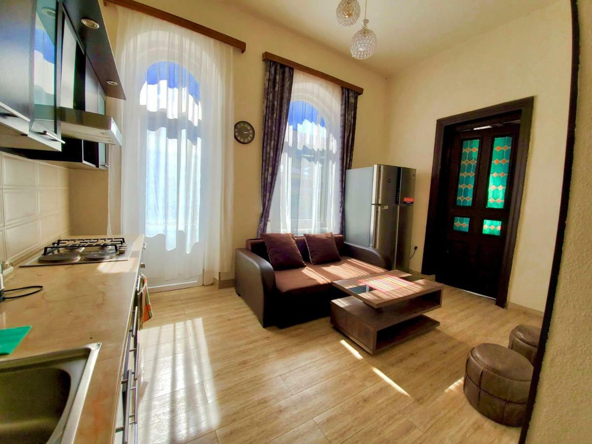 Central Location King Size Bed Τυφλίδα Εξωτερικό φωτογραφία