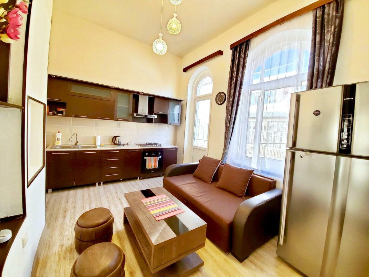 Central Location King Size Bed Τυφλίδα Εξωτερικό φωτογραφία